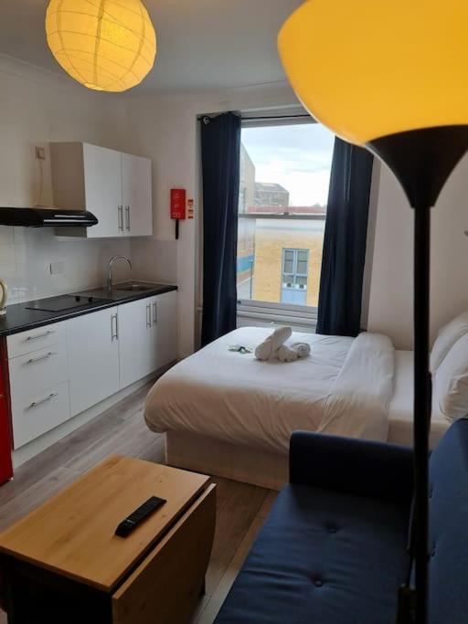 Chic & Modern Studio In Caledonian Rd Londres Exterior foto